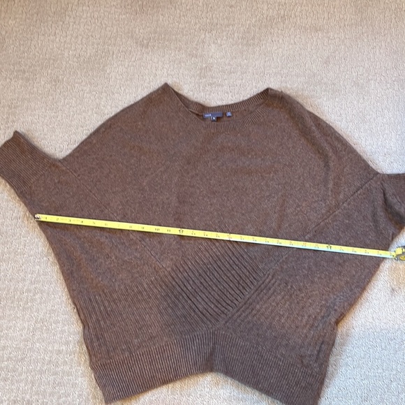 Vince sweater in wool. Shrug. - Picture 7 of 11